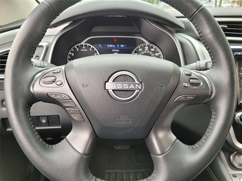 Used 2024 Nissan Murano SV image 27