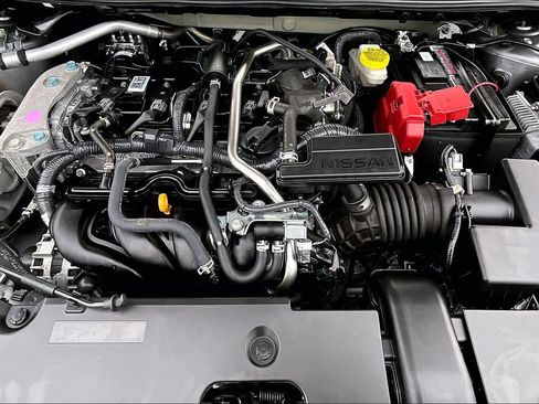 Used 2025 Nissan Sentra SV image 31