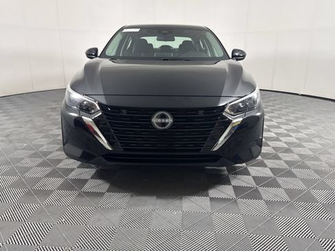 Used 2024 Nissan Sentra SV FWD image 6