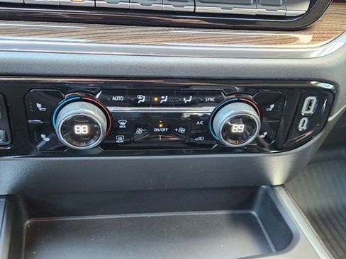 Used 2024 Chevrolet Silverado 1500 LT Trail Boss w/ Convenience Package II image 22