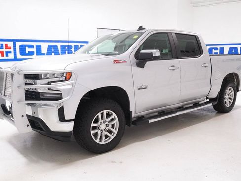 Used 2021 Chevrolet Silverado 1500 LT w/ Diesel Off-Road Package AWD/4WD image 29