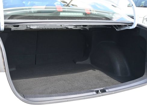 Used 2023 Toyota Corolla LE FWD image 22