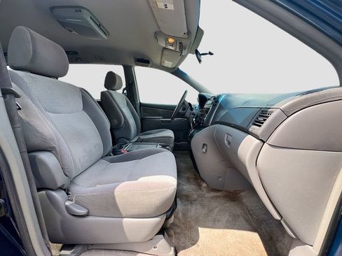 Used 2007 Toyota Sienna FWD image 27