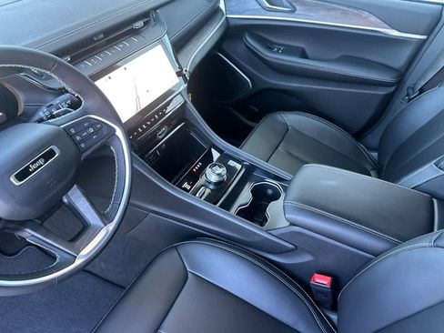 New 2026 Jeep Grand Cherokee Limited image 11