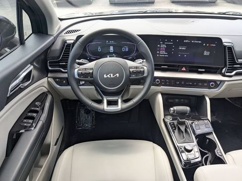 Certified 2025 Kia Sportage EX FWD image 17