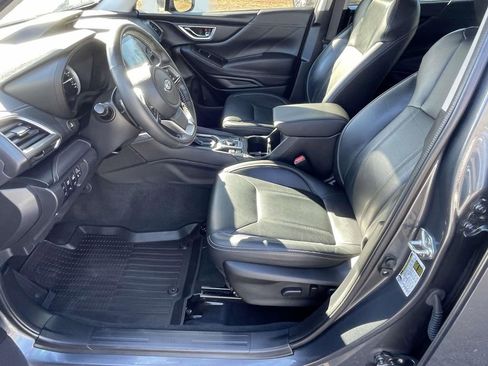 Used 2022 Subaru Forester Touring w/ Popular Package #2 image 16