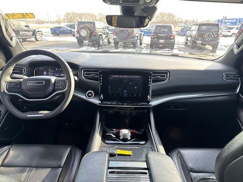 Used 2022 Jeep Wagoneer Series I w/ Convenience Group I image 27