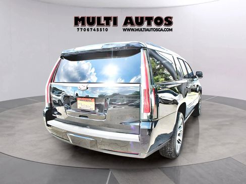 Used 2015 Cadillac Escalade ESV Premium image 3