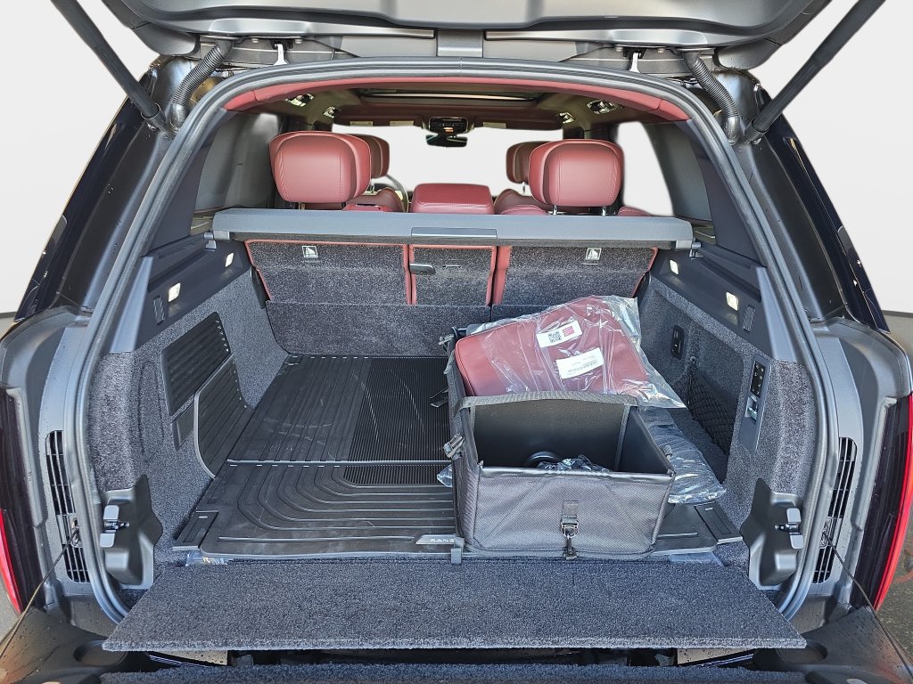 New 2026 Land Rover Range Rover Autobiography AWD/4WD image 10