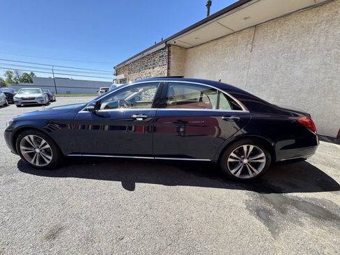 Used 2015 Mercedes-Benz S 550 4MATIC Sedan image 2