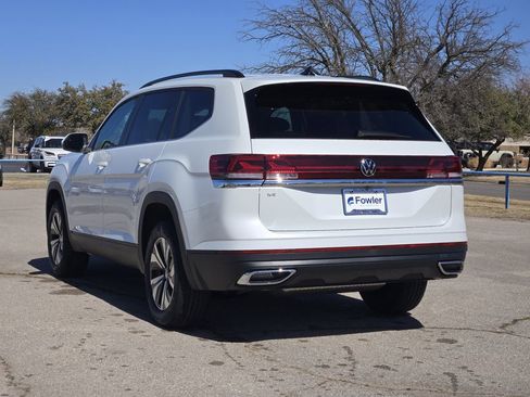 New 2026 Volkswagen Atlas SE image 3