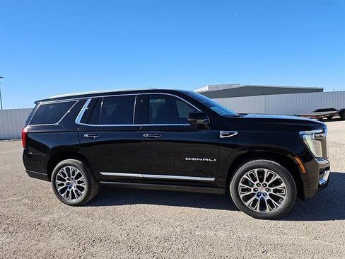 New 2026 GMC Yukon Denali w/ Sun & Power Step Package image 6