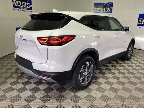 Used 2023 Chevrolet Blazer LT FWD image 16