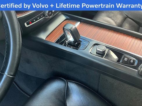 Certified 2023 Volvo XC60 B5 Plus image 18