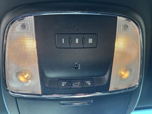 Used 2021 Jeep Grand Cherokee Laredo X image 23