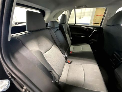 Certified 2022 Toyota RAV4 XLE w/ Convenience Package AWD/4WD image 16