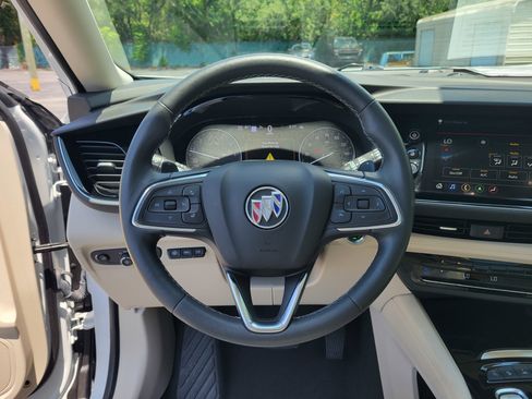 Certified 2023 Buick Envision Avenir AWD/4WD image 14