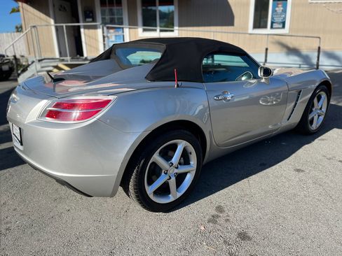 Used 2008 Saturn Sky w/ Premium Trim Package RWD image 9