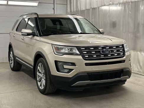 Used 2017 Ford Explorer Limited AWD/4WD image 34