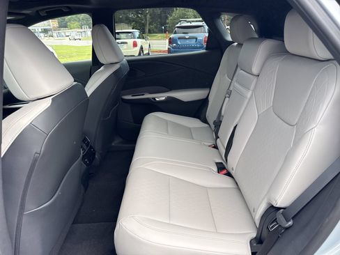 Used 2024 Lexus RX 350 Premium Plus w/ Convenience Package FWD image 10