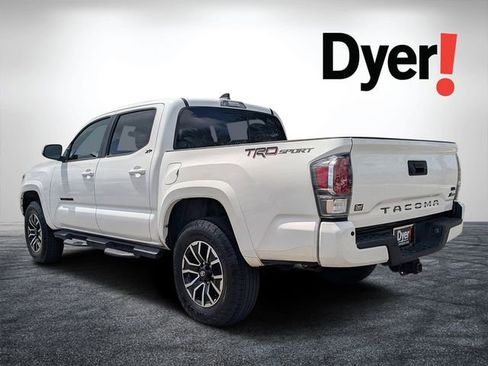 Used 2021 Toyota Tacoma TRD Sport w/ Technology Package RWD image 5