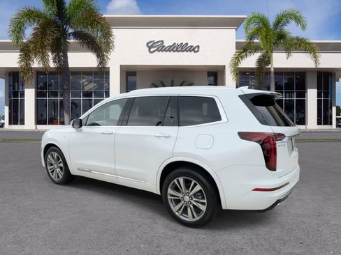 Certified 2024 Cadillac XT6 Premium Luxury FWD image 10