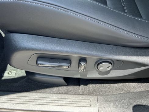 Used 2023 Honda CR-V EX-L image 23