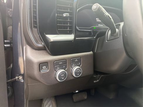Certified 2024 GMC Sierra 1500 Elevation AWD/4WD image 19