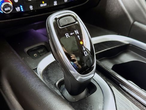 Used 2020 Buick Enclave Avenir w/ Avenir Technology Package AWD/4WD image 21