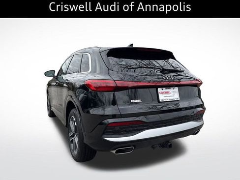 Certified 2025 Audi Q5 Premium w/ Convenience Package image 7