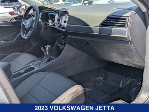 Used 2023 Volkswagen Jetta SE w/ Panoramic Sunroof Package FWD image 23