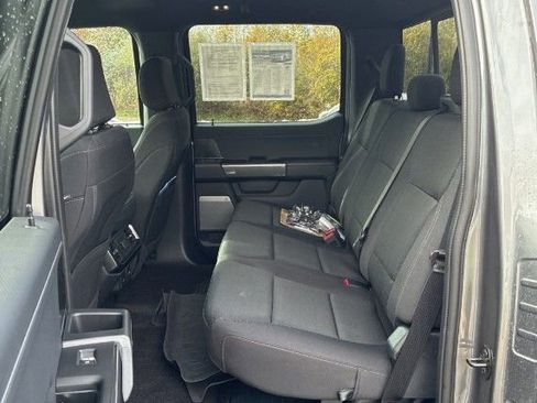 Used 2022 Ford F150 XLT w/ Equipment Group 302A High image 17