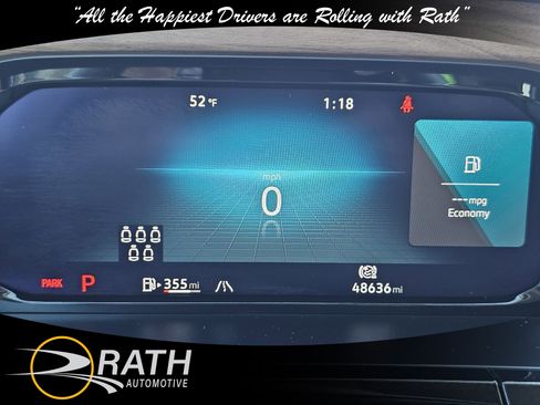 Used 2025 Volkswagen Atlas SE image 14