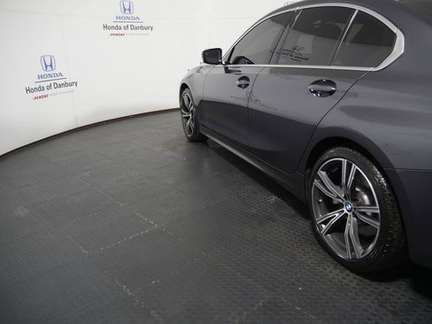 Used 2021 BMW 330i xDrive Sedan w/ Premium Package AWD/4WD image 11