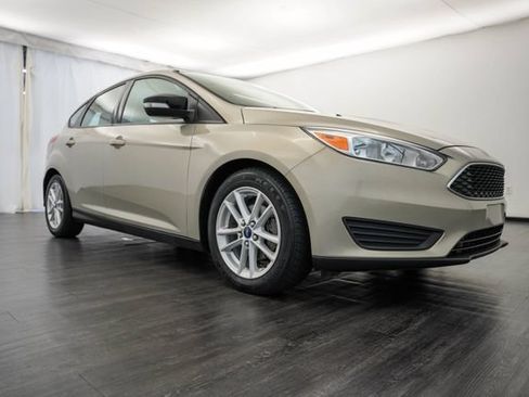 Used 2016 Ford Focus SE FWD image 28
