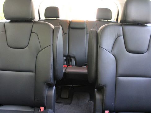 New 2025 Kia Telluride S image 50