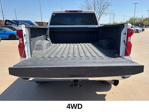 Used 2025 Chevrolet Silverado 2500 LT w/ Convenience Package image 18