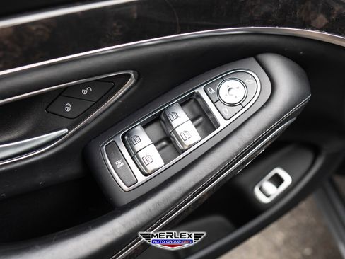 Used 2019 Mercedes-Benz S 560 4MATIC Sedan w/ Premium Package image 44