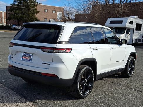 Used 2023 Jeep Grand Cherokee Limited w/ Luxury Tech Group II image 6