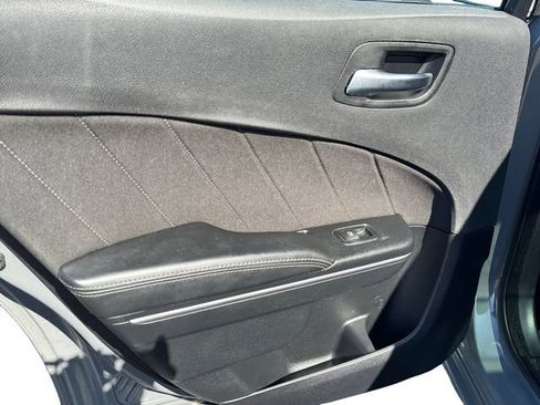 Certified 2017 Dodge Charger R/T w/ Navigation & Travel Group image 14