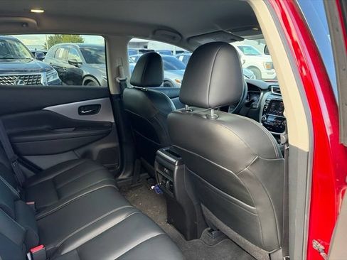 Used 2022 Nissan Murano SV FWD image 17