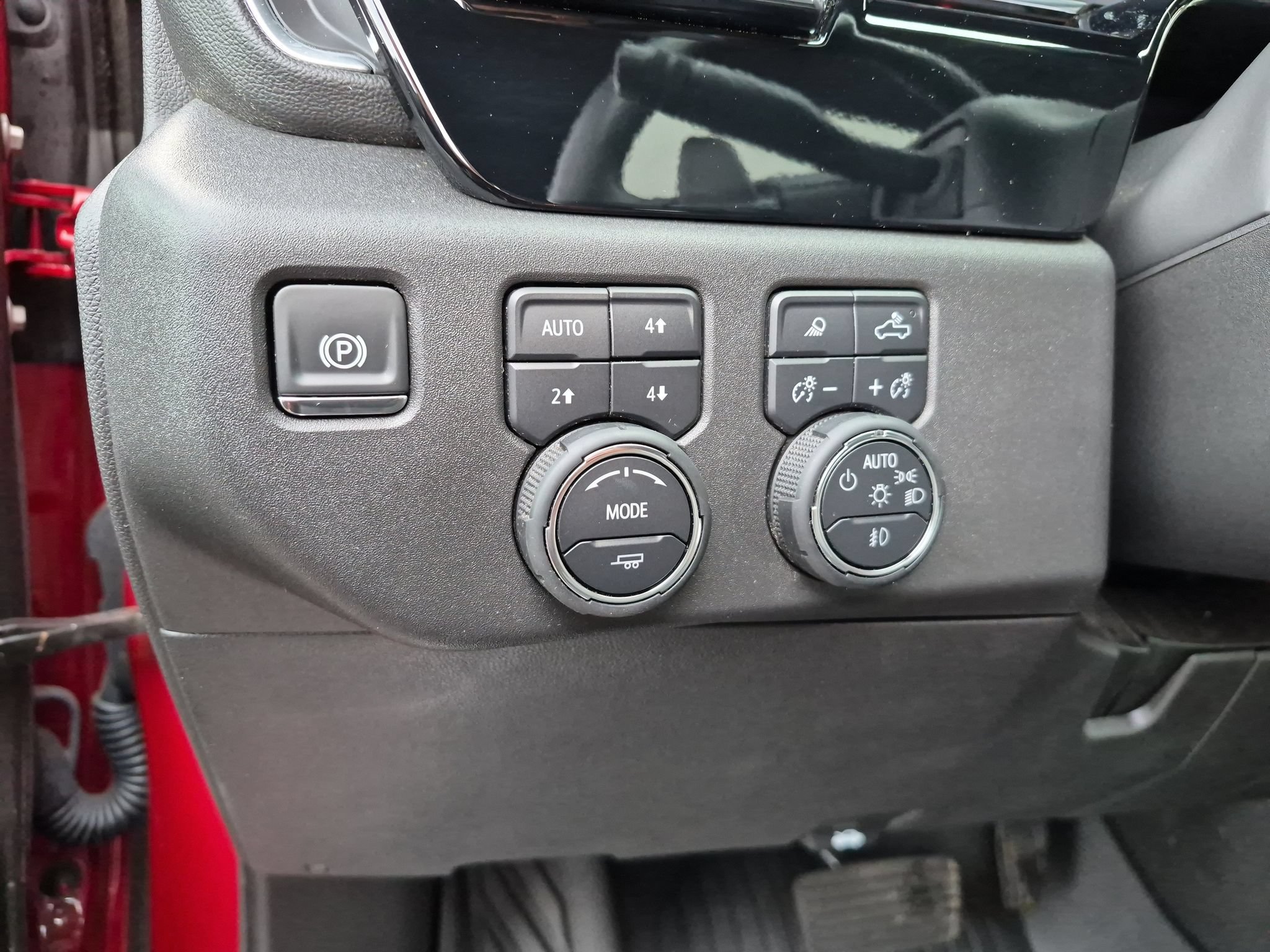 Used 2025 Chevrolet Silverado 1500 RST w/ RST All Star Premium Package AWD/4WD image 19