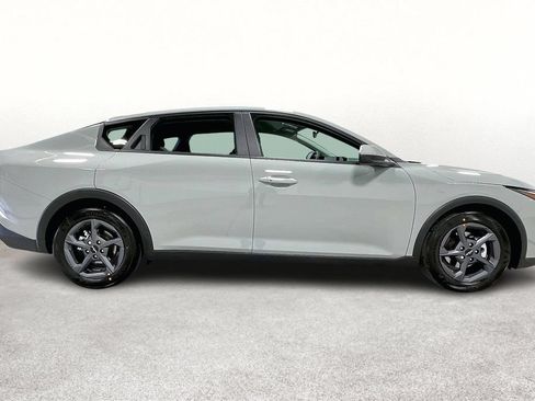 Used 2026 Kia K4 FWD image 8