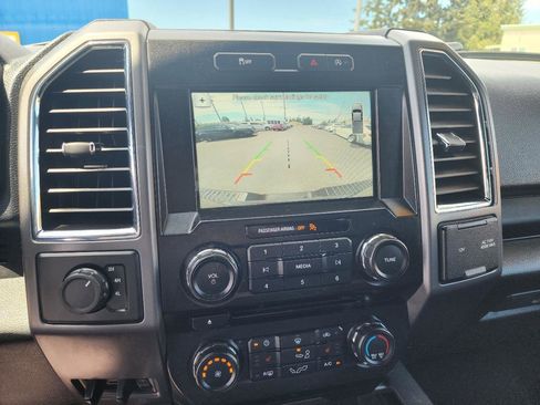 Used 2016 Ford F150 XLT w/ Equipment Group 302A Luxury AWD/4WD image 17