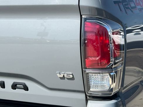 Used 2021 Toyota Tacoma TRD Off-Road w/ Technology Package image 27