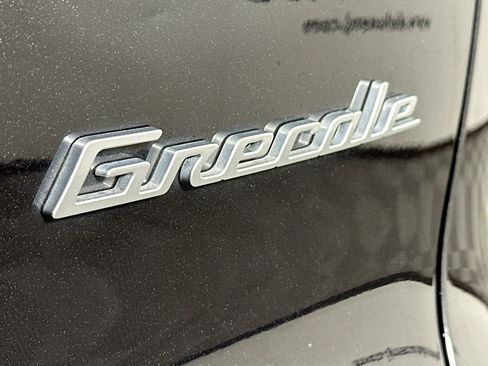 Used 2023 Maserati Grecale Modena AWD/4WD image 27