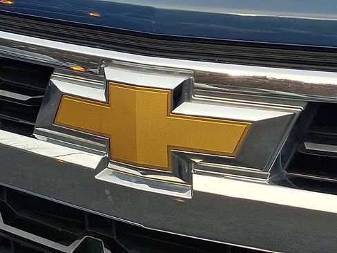 Used 2024 Chevrolet Silverado 1500 LT image 30