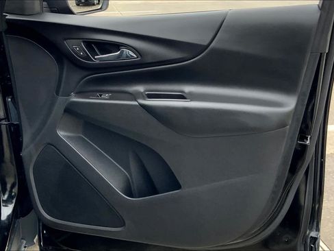 Certified 2019 Chevrolet Equinox LT w/ Driver Convenience Package FWD image 20
