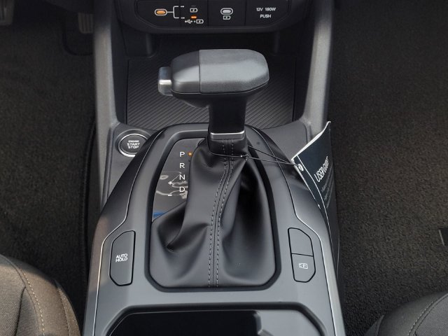 New 2026 Kia K4 FWD image 16