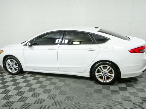 Used 2018 Ford Fusion SE FWD image 26
